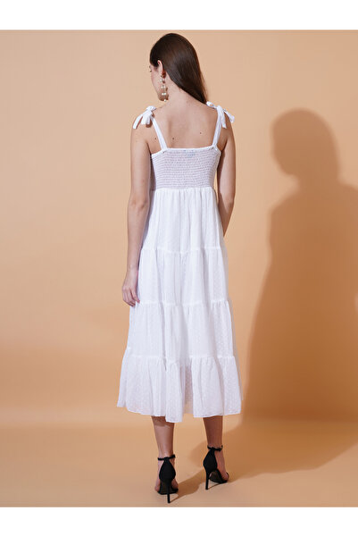 U&F By Styli Dobby Sweetheart Neck Tiered Midi Dress