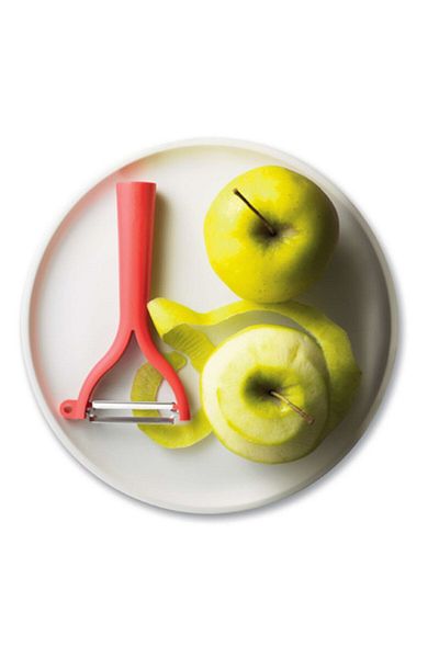 Tupperware Soy Soy Multi-Purpose Vegetable Fruit Peeler