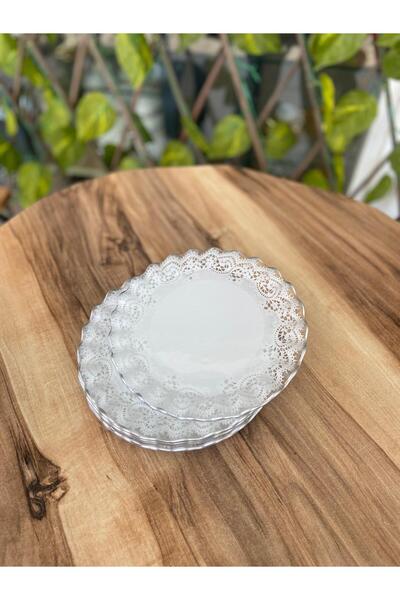 GÜRCÜGLASS Stylish Plate with Lace Detail