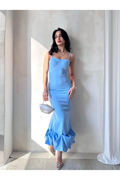 Afiş Butik Baby modré midi šaty s asymetrickým zakřiveným lemem