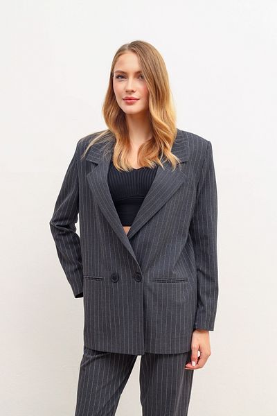 Perryes Striped Women's Blazer and Carrot Pants Set