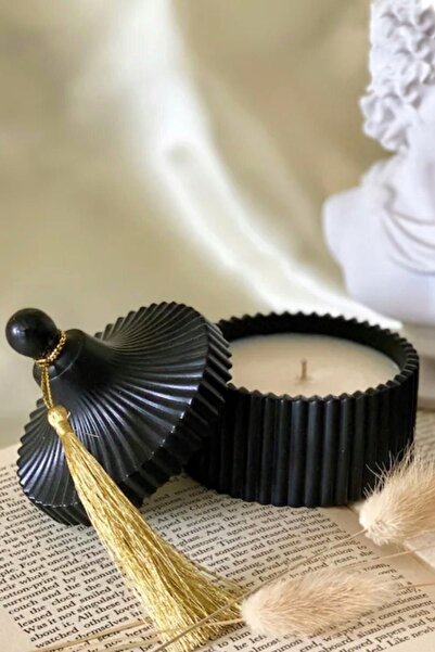 LALEZEN HOME Püsküllü Siyah Kapaklı Kokulu Mum- siyah Mumluk