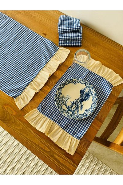 White Alamode Runner Gingham cu volane bleumarin - 40x140cm, 4 piese American Service