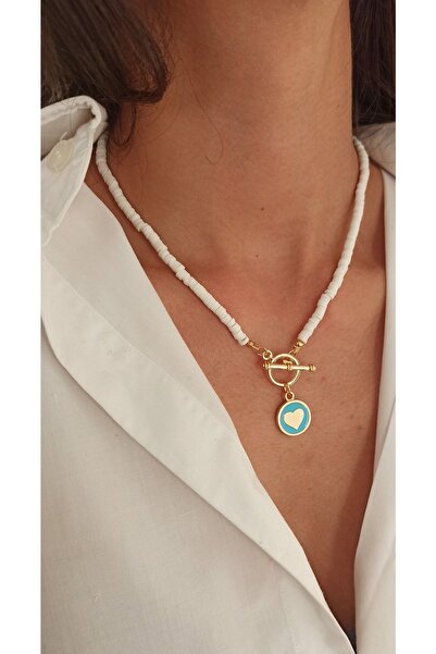 MagicStone Beyaz Fimo Önden Kilitli Kalp Detaylı Kolye