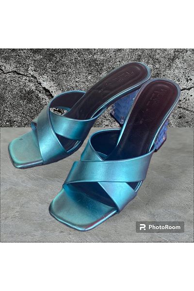 İpek papuci de dama cu toc transparent pictati model cruce albastra