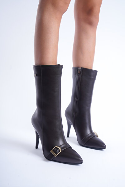 Shoesers Kadın Özel Tasarım Sivri Burunlu Toka Detaylı Fermuarlı İnce Yüksek Topuklu Bot