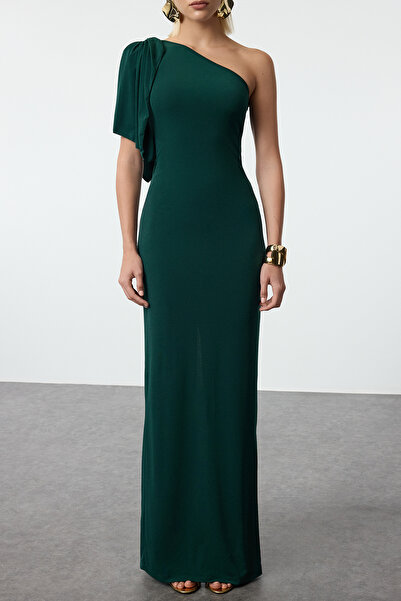Trendyol Collection Pletené večerní šaty smaragdově zelené na jedno rameno - Tprss24ae00256
