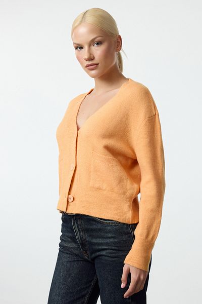 Trendyol Collection Hellorangefarbene Crop-Strickjacke aus Wolle – TWOAW25HI00014