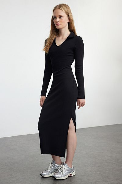 Trendyol Collection Πλεκτό φόρεμα με λαιμόκοψη BlackMidiBodycon - Twoaw25el00319