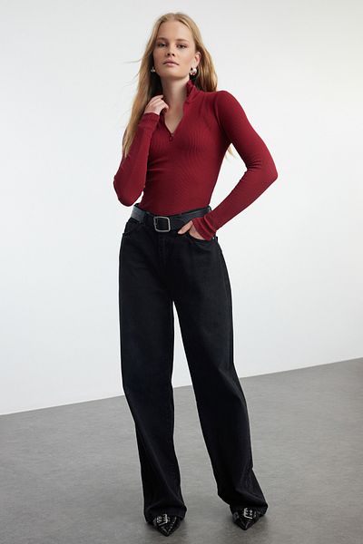 Trendyol Collection Bluză tricotată burgundă cu fermoar elastic - Se potrivește pe corp, TWOAW25BZ00163