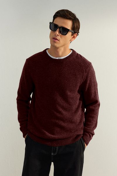 Trendyol Collection Herren-Strickpullover aus Wolle mit Rundhalsausschnitt – Weinrot, Limited Edition TMNAW24KZ00058