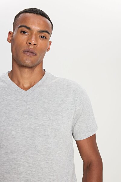 AC&Co / Altınyıldız Classics Erkek Pamuklu V Yaka Gri Melanj Slim Fit Dar Kesim Tişört
