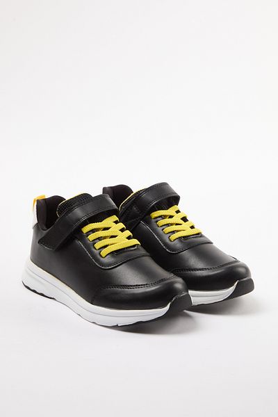 TRENDYOL SHOES Pantofi negri cu șireturi pentru băieți mici TAKAW25SN00031