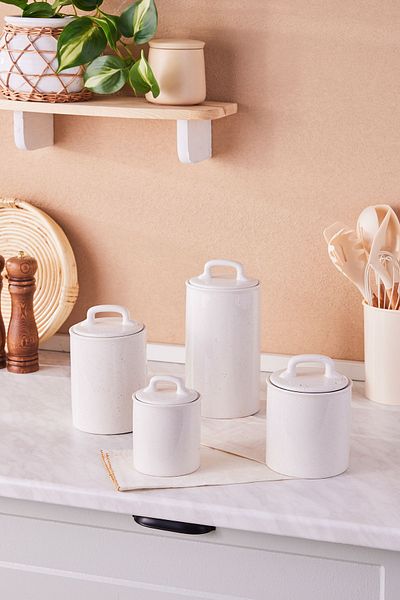 Karaca Mina 4-Piece Vacuum Cap Seasoning Set