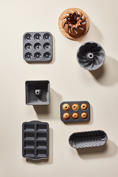 Karaca Goya Carbon Steel 6-Piece Muffin Cake Mold/Tart Mold