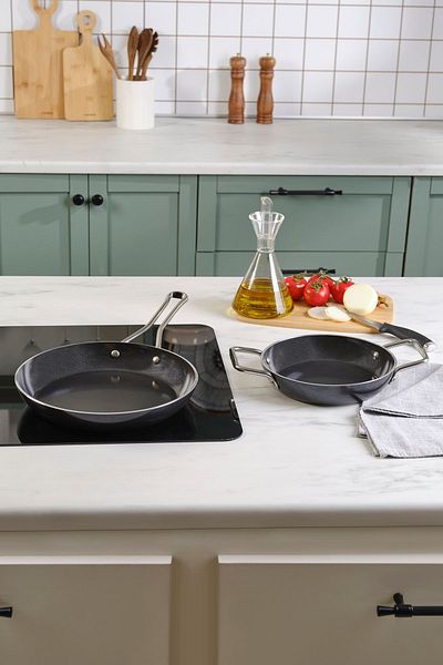 Karaca Swiss Crystal Mastermaid Pan and Sauce Set Shiny Black