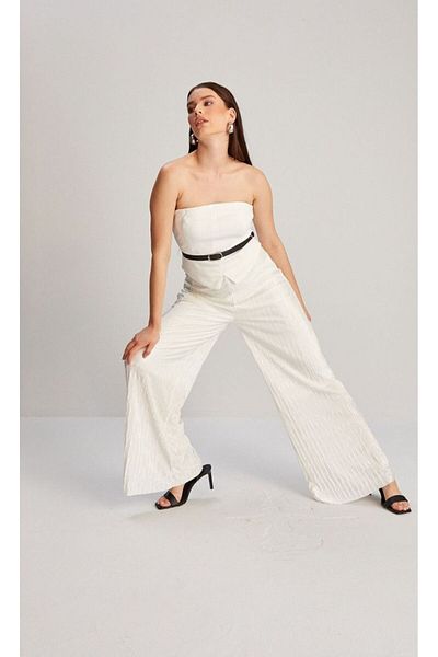 Oyer Moda Women's Jumpsuit - Belt Detailed
