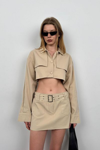 Black Fashion تنورة قصيرة باللون البيج - تفاصيل الحزام