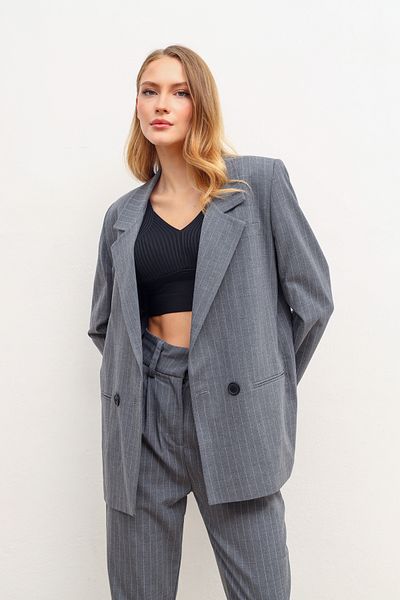 Perryes Striped Women's Blazer and Carrot Pants Set