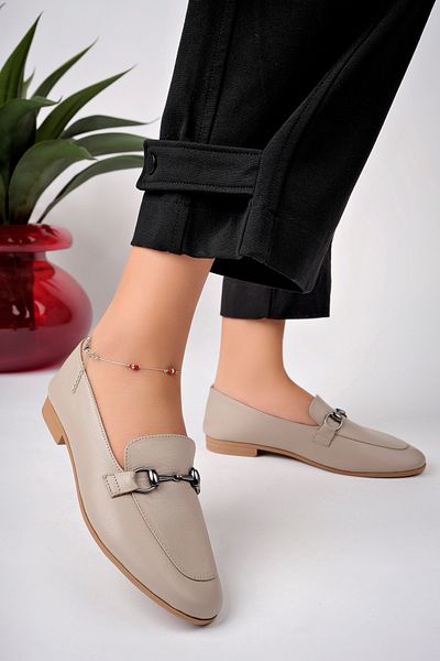 Akgün Terlik Women's Genuine Leather Stone Ballerinas