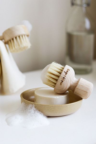 Beige & Stone Dish & Vegetable Brush