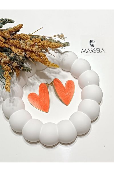 Clariss أقراط قلب أرجوانية مطلية بالمينا