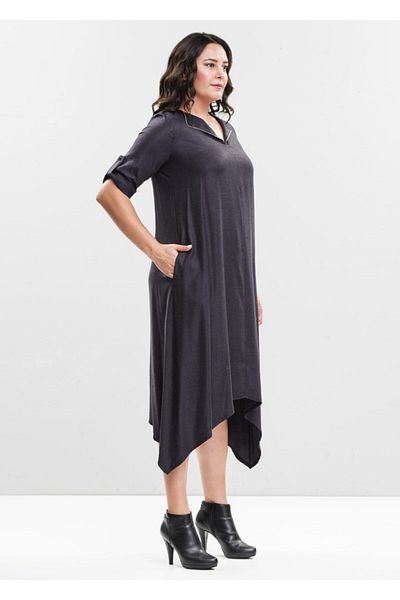 Even Plus Size - Büyük Beden Kadın Giyim Women's Gray Anthracite Collar Chain Detailed Plus Size Dress