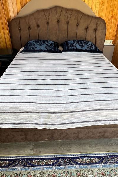 Bahtiyar İpek Local Hand-woven Cotton Bed Sheet - Blue and Red Striped
