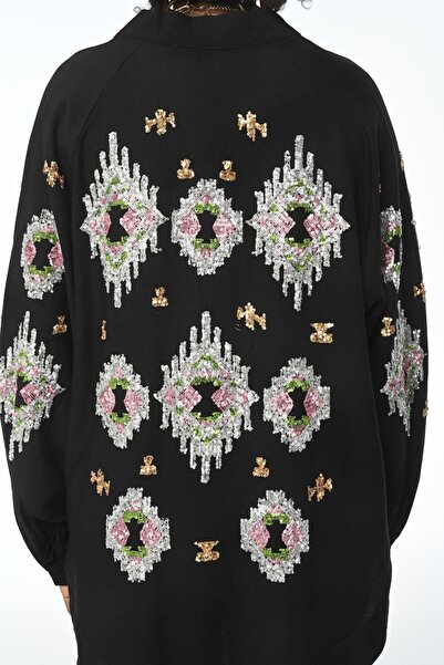 FEMELLE Schwarze, bestickte und mit Pailletten besetzte Übergröße-Kimonojacke – Damen, Standardgröße