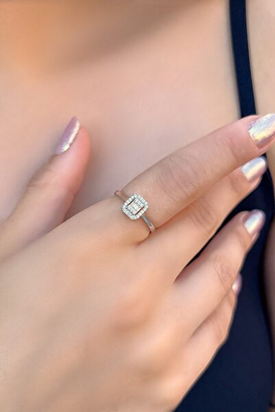 Altınaşkı Baget Taşlı Altın Yüzük