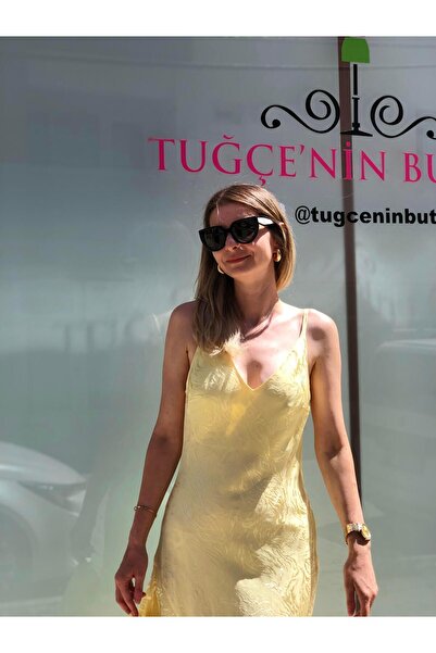 TUĞÇE ŞEN BUTİK Midi sarı saten askılı elbise
