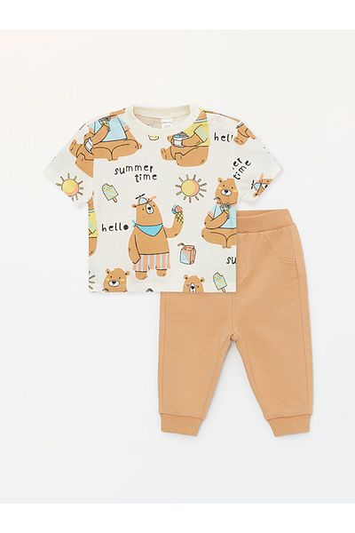 LC Waikiki Crew Neck Printed T-shirt and Sweatpants for Baby Boy - Set of 2