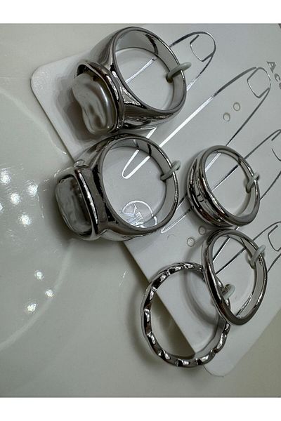 CT STONES Multiple Ring Set