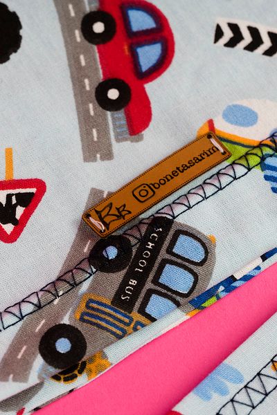Best Bone Colorful Vehicles Patterned Surgical Bonnet