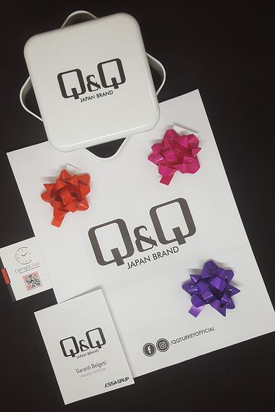 Q&Q Women's Wristwatch - Stylish and Modern Design