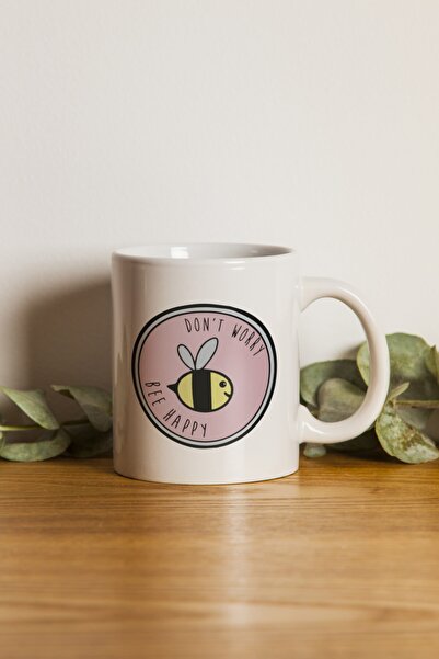 Hediyecim Vuslat كوب بورسلين - اقرأ - لا تقلق، كوب بشعار النحلة السعيدة. .