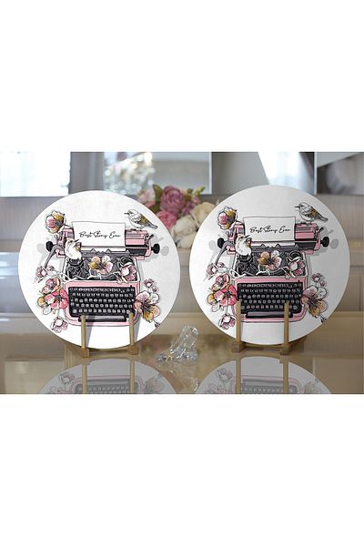 Realhomes 2-Piece Pink Antique Typewriter Drawing Digital Printed Decorative Round Charger & Placemat