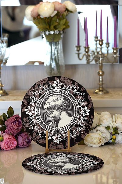 Realhomes 2-Piece Rose & Portrait Motif Digital Printed Decorative Round Plate & Placemat