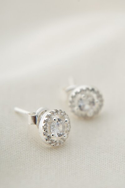 Elika Silver Kadın Tek Taş Detaylı 925 Ayar Gümüş Küpe