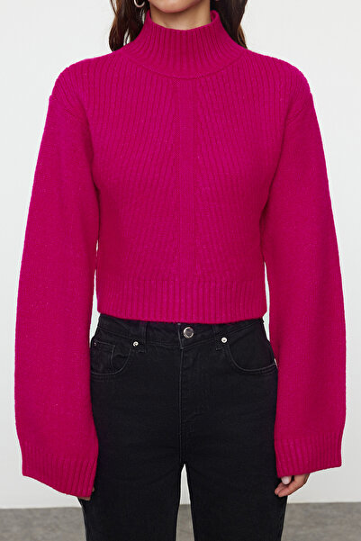 Trendyol Collection Sweter o krótkim kroju w kolorze fuksji – ze stójką TWOAW24KZ00320