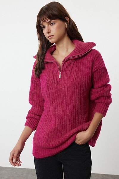 Trendyol Collection Pulover din tricot fucsia cu guler vertical - Textura moale TWOAW25KZ00271