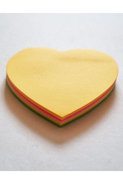 Modellino Heart Shaped Adhesive Note Paper - 80 Sheets, 76x76mm