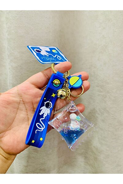 Meyra Accessories 1 adet lüx içi sulu anahtarlık pembe hello kitty mavi içi sulu astronot çanta süsü anahtarlık