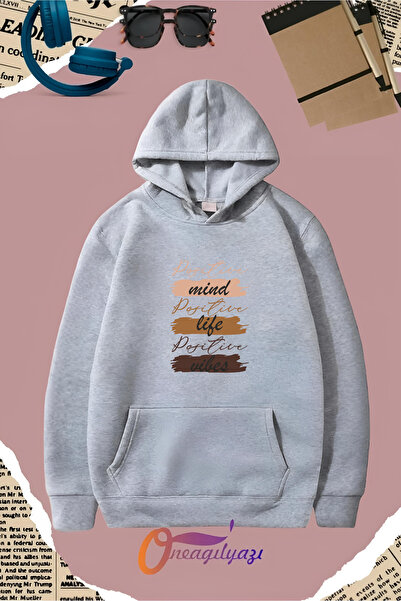 oneagılyazı سويت شيرت بقلنسوة بطبعة إيجابية