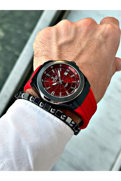 Reward Men's Wristwatch - Red Color, Steel Case, Mechanism and Bracelet Included