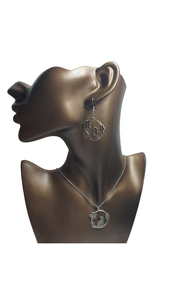 Ororabutik 30mm Cat Figured Necklace and Earring Set