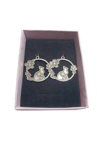 Ororabutik 30mm Cat Figured Necklace and Earring Set