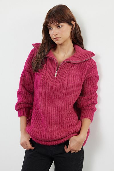 Trendyol Collection Pulover din tricot fucsia cu guler vertical - Textura moale TWOAW25KZ00271