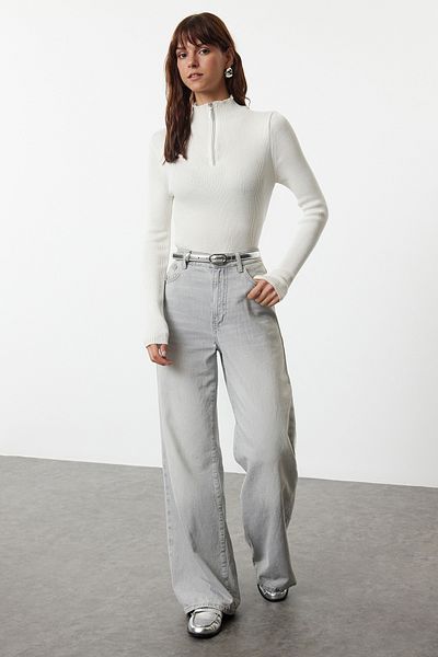 Trendyol Collection Ecru Zippered Thin Knitwear Sweater - Cotton Blend, Stand Collar TWOAW25KZ00070