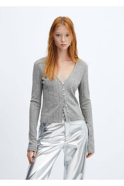 MANGO Woman Gestreifte Strickjacke mit Juwelenknöpfen